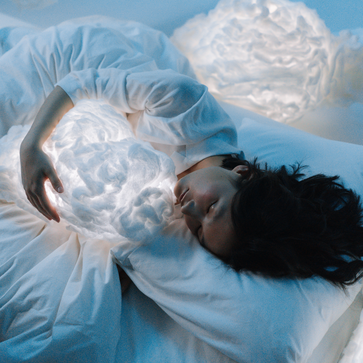 Sleep Lean supplement and nighttime calm routine illustration